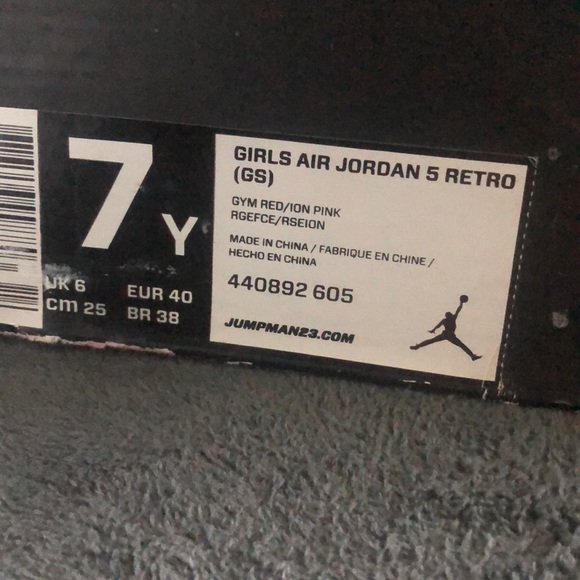 Shoes - Picture 2 of 4